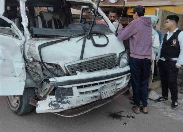 «الميكروباص خبط في الرصيف».. إصابة 5 أشخاص في حادث مروري أعلى طريق شبرا بنها الحر - الفجر سبورت
