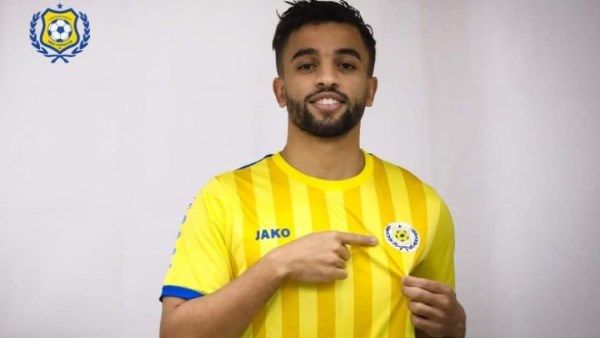 محمد بن خماسة يرفض حلول الإسماعيلي الودية ويتمسك بمستحقاته كاملة - الفجر سبورت