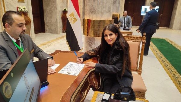 إيلاريا حارص خلال استلام كارنيه عضويتها : العمل النيابي واجب وطني - الفجر سبورت