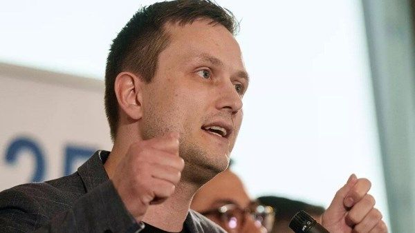 رئيس وزراء جرينلاند لـ ترامب: احتلال الجزيرة في ليلة واحدة مستحيل - الفجر سبورت