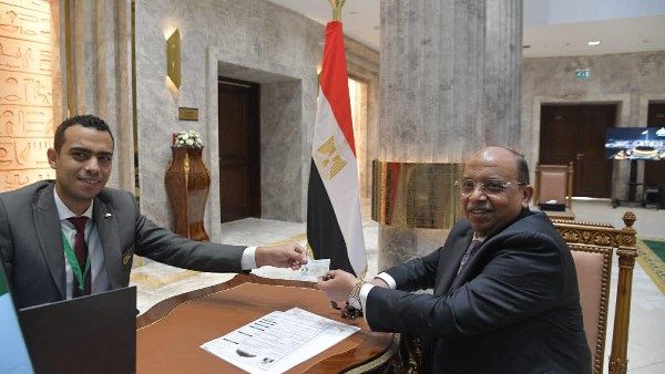 تسليم كارنيهات 494 نائبًا.. إسدال الستار على اليوم الثالث لاستقبال أعضاء مجلس النواب الجدد - الفجر سبورت