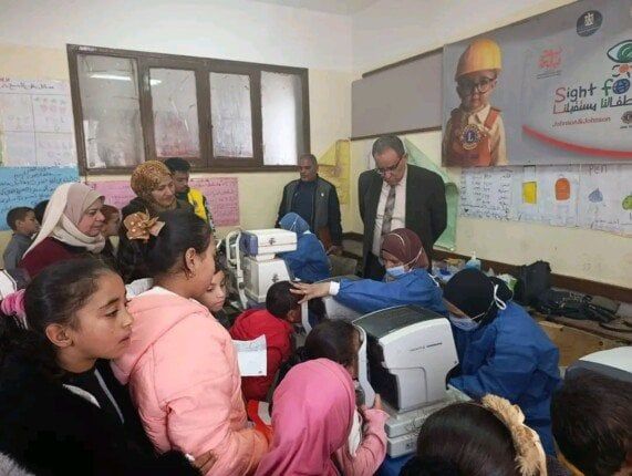 فحص 500 ألف تلميذ وتحويل 43 ألفاً للمرحلة الثانية.. ختام مبادرة «عيون أطفالنا» بإهناسيا - الفجر سبورت
