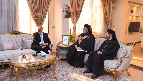 بعد اقتراح الكنيسة.. تنظيم إجازات الأعياد للمسيحيين على طاولة وزير العمل - الفجر سبورت
