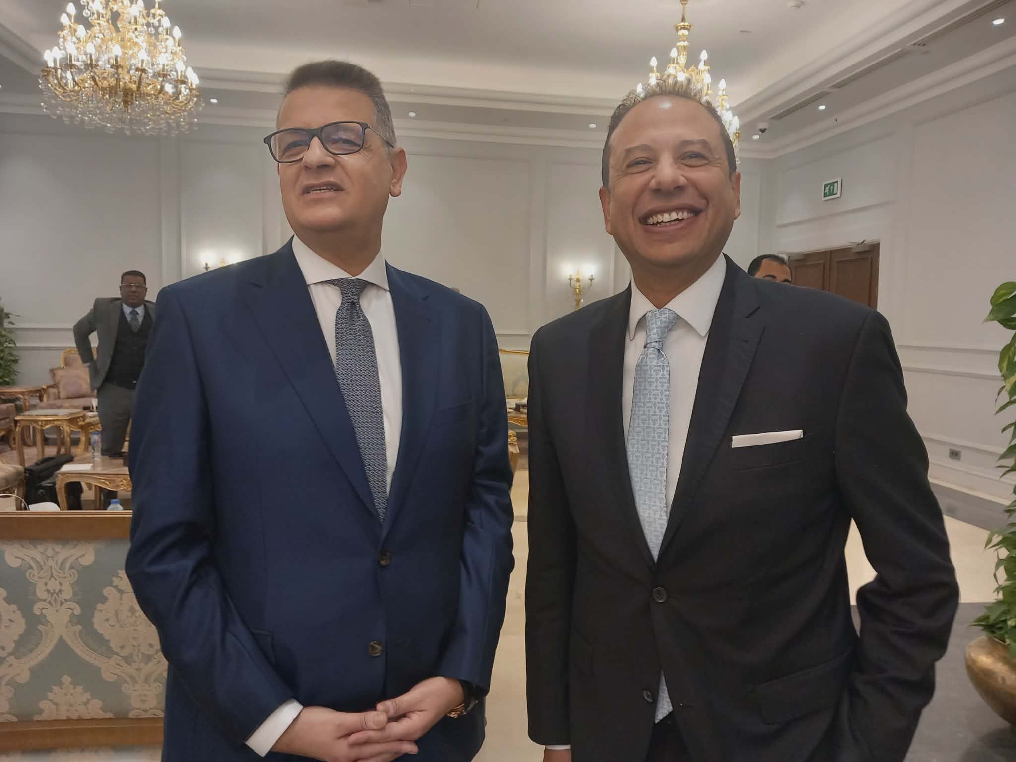 اليوم الثالث.. لجان استقبال النواب الجدد تسلم كارنيهات العضوية - الفجر سبورت
