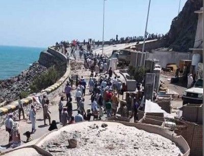 سماع دوي إطلاق نار داخل قصر معاشيق بعدن مقر إقامة عيدروس الزبيدي يثير حالة من الجدل والقلق - الفجر سبورت