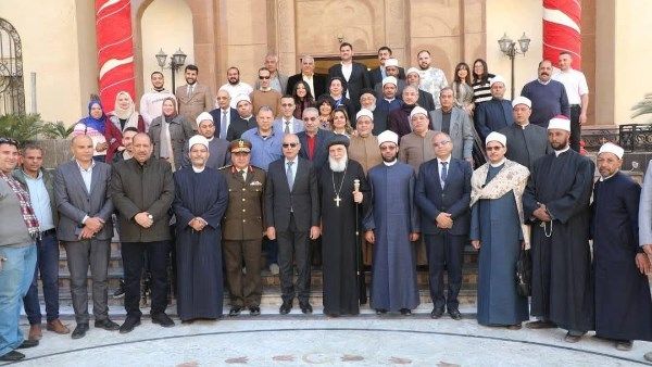 محافظ المنيا يزور مطرانيات مغاغة ومطاي وبني مزار وسمالوط وأبوقرقاص للتهنئة بعيد الميلاد - الفجر سبورت