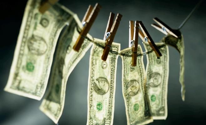 تحويلات مالية وهمية.. الداخلية تكشف تفاصيل جريمة غسل مليار جنيه - الفجر سبورت
