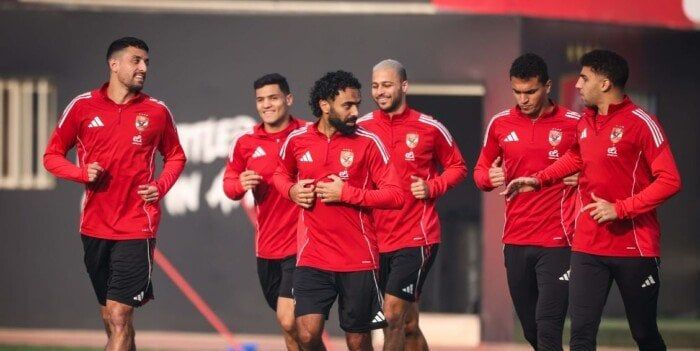 لاعبو الأهلي يواصلون التدريبات وأفشة يشارك تدريجيًا - الفجر سبورت