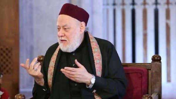 ما فائدة الدعاء والقضاء لا مرد له؟ اعرف الحكمة الإلهية - الفجر سبورت