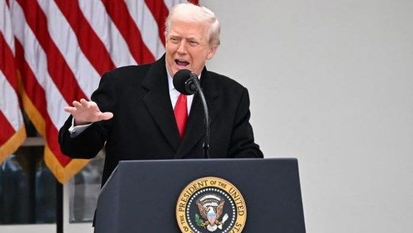 ترامب: الولايات المتحدة ستحصل على 30 إلى 50 مليون برميل من النفط الفنزويلي بسعر السوق - الفجر سبورت