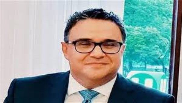سفير مصر في فيينا يشارك في قداس عيد الميلاد - الفجر سبورت