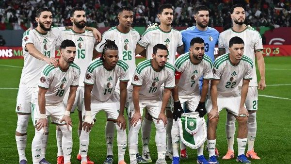 «معلومي»: الجزائر تواجه أزمة قبل مواجهة نيجيريا - الفجر سبورت