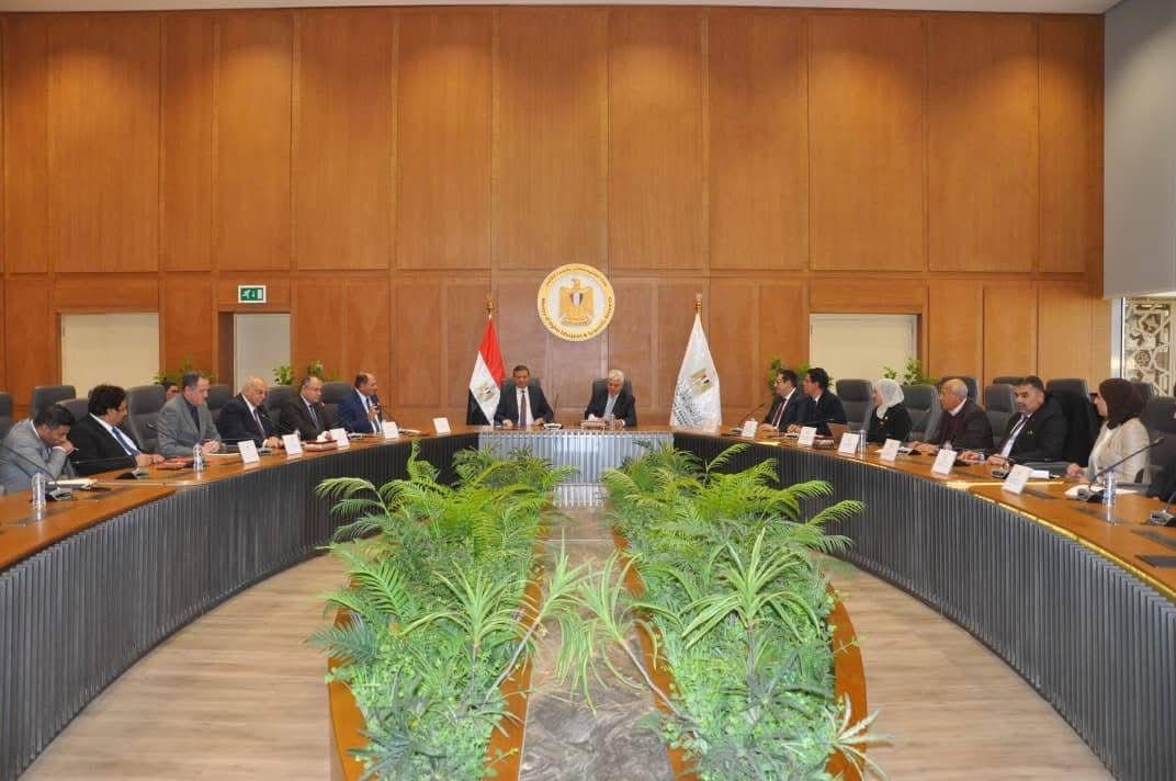 وزيري التعليم العالي والزراعة يناقشان الخطوات التنفيذية الخاصة بإنشاء جامعة الغذاء.. صور - الفجر سبورت