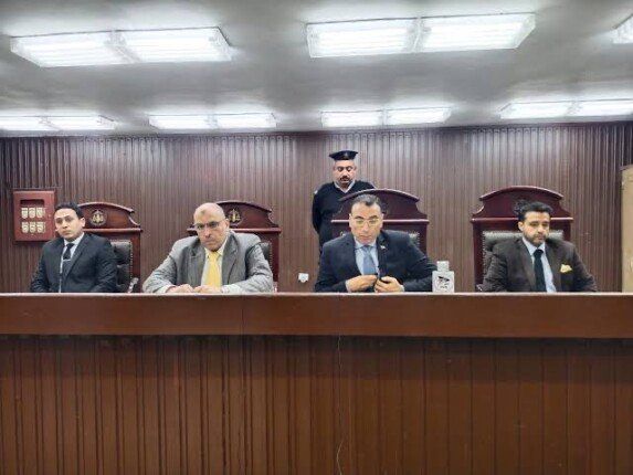 محكمة جنايات شبرا الخيمة تصدر أحكامًا رادعة في قضيتي أسلحة ومخدرات - الفجر سبورت