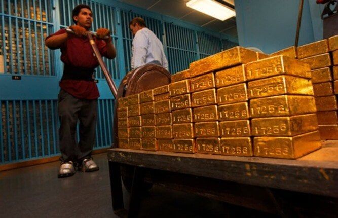 البنك المركزي يضيف 79.6 ألف أوقية ذهب جديدة في الاحتياطي خلال 2025 - الفجر سبورت