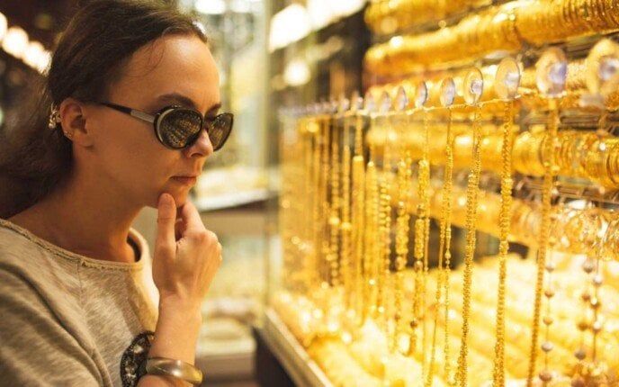 انخفاض سعر الذهب.. نزيف يصيب «الأونصة» بالتزامن مع اتجاه المستثمرين لجني الأرباح - الفجر سبورت