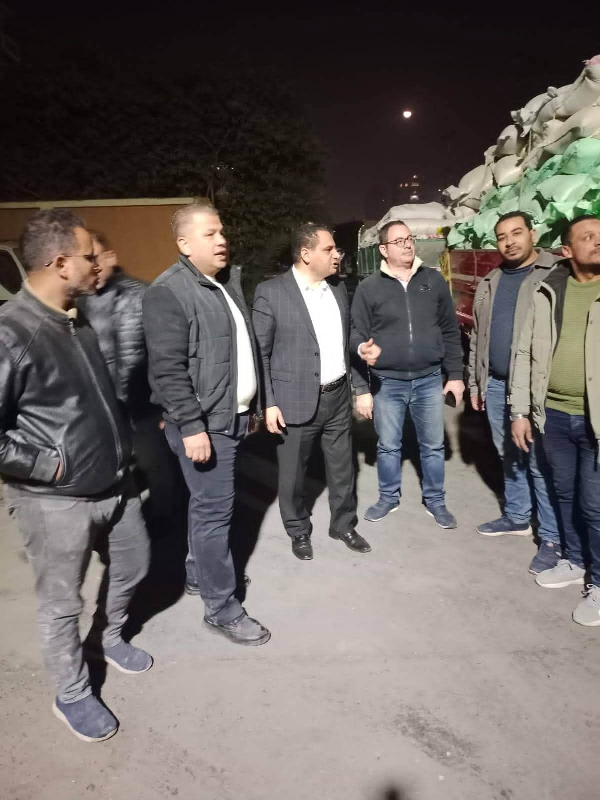 مديرية تموين الجيزة تضبط 14 طن دقيق بلدي مدعم خلال حملة ليلية - الفجر سبورت