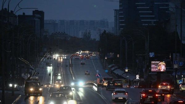 «أوكرانيا»: معاناة نحو 800 ألف شخص من انقطاع التيار الكهربائي في دنيبروبيتروفسك - الفجر سبورت