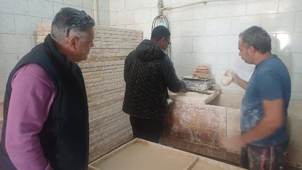 ضبط أصحاب 5 مخابز استولوا علي 35 جوال دقيق بلدي في حملة تموينية بالغربية - الفجر سبورت