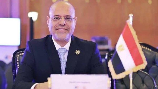 العمل: حريصون على تطبيق مواد القانون الجديد لحماية حقوق العمال - الفجر سبورت