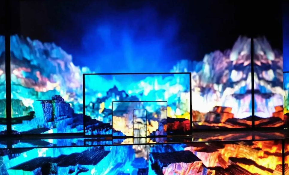 CES 2026.. الكشف عن شاشات سامسونج التفاعلية والنماذج الغامضة - الفجر سبورت