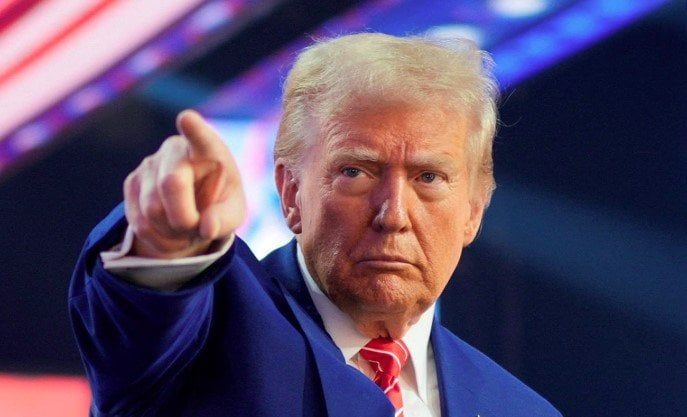 ترامب يهدد طهران: سنوجه ضربة قوية جدا لإيران إذا حاولت قمع المظاهرات - الفجر سبورت