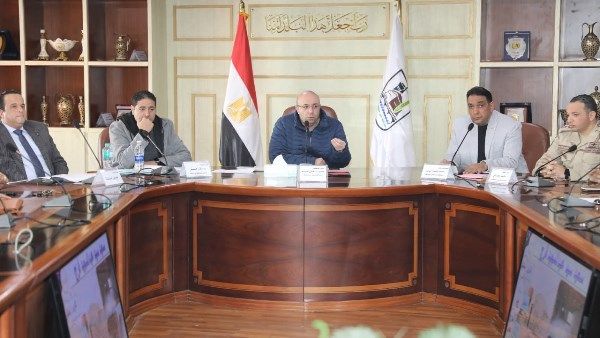 محافظ بني سويف يُتابع سير والعمل في ملف تقنين أراض أملاك الدولة - الفجر سبورت