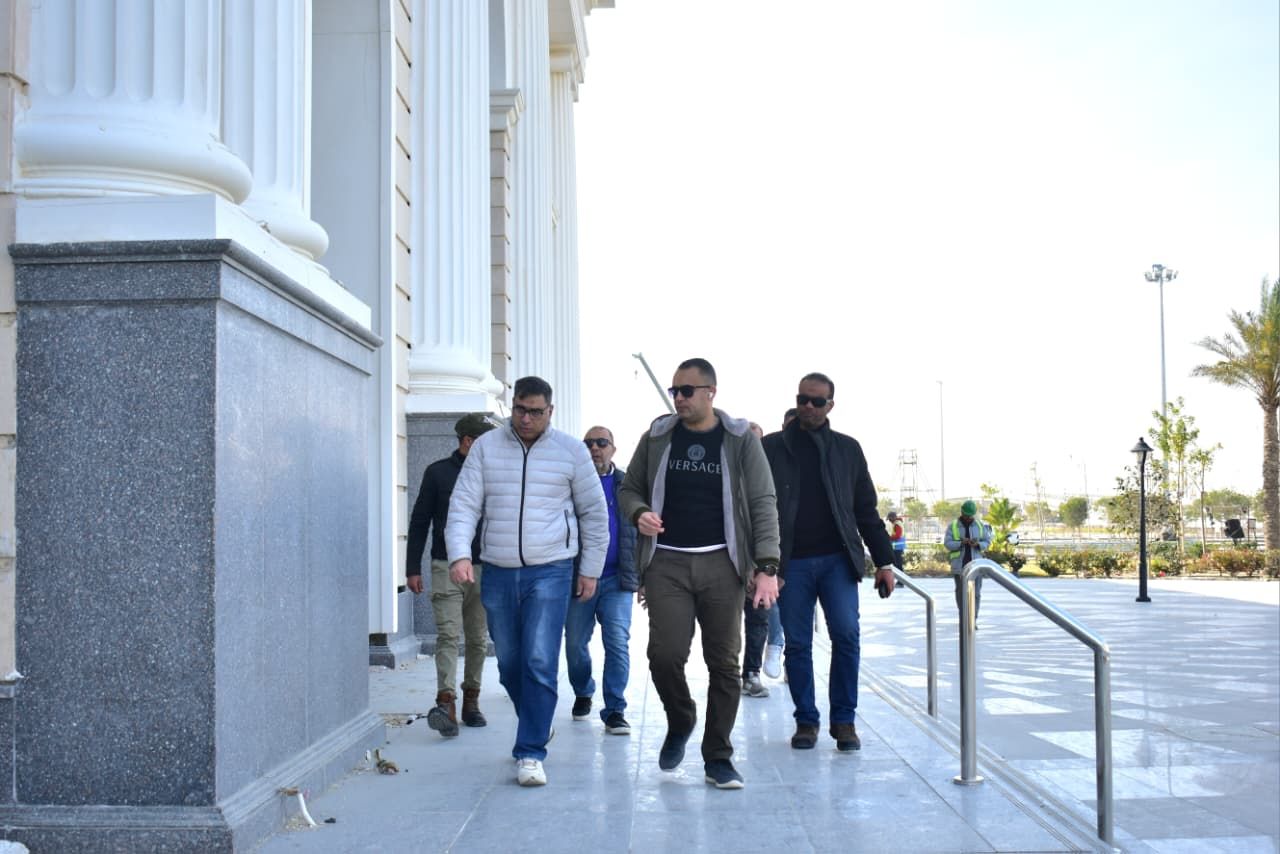 رئيس جهاز العلمين الجديدة يتفقد جاهزية أرض المعارض ومركز المؤتمرات الدولي - الفجر سبورت