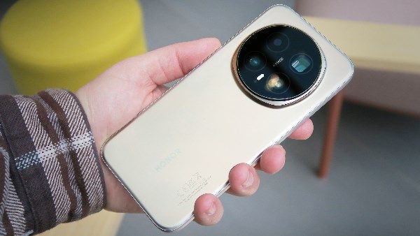 هونر تكشف رسميًا عن هاتف Magic 8 Pro Air فائق النحافة - الفجر سبورت