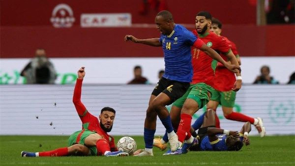 قرار مفاجئ بتغيير طاقم حكام مباراة المغرب والكاميرون.. ما السبب؟ - الفجر سبورت