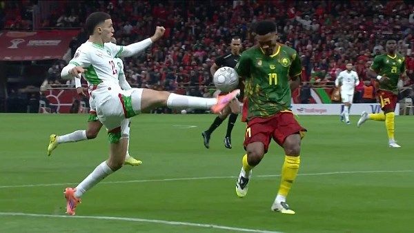 منتخب المغرب يتقدم بهدف نظيف على الكاميرون بالشوط الأول بربع نهائي أمم إفريقيا - الفجر سبورت
