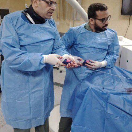 علاج انسداد الشرايين الطرفية بتقنية حديثة دون جراحة.. إنجاز طبى لمستشفيات قنا الجامعية - الفجر سبورت