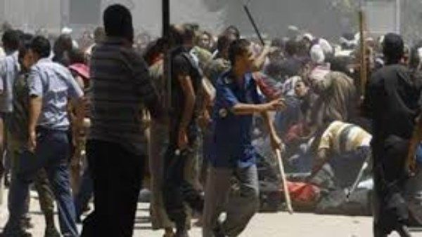 ضربة بالمفتاح على راسه .. تفاصيل مشاجر شخص مع آخر في فيصل والسبب صادم - الفجر سبورت