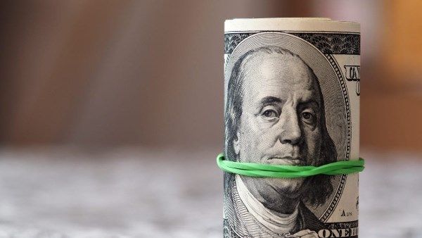 أعلى سعر دولار اليوم 10-1-2026 - الفجر سبورت