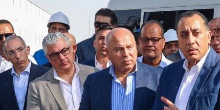 استثمارات تتجاوز 78 مليون دولار.. مدبولي يفتتح مصنعًا لمواد البناء ويتفقد مشروع الكربون بالسخنة - الفجر سبورت