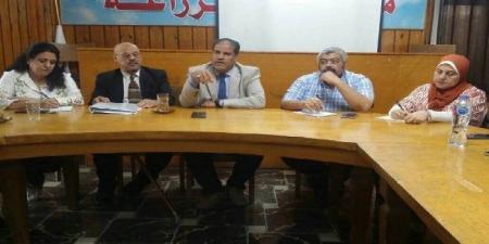 «الحيازات
      و
      التعديات»..
      أبرز
      الملفات
      على
      طاولة
      وكيل
      «الزراعة»
      الجديد
      بالإسكندرية - الفجر سبورت