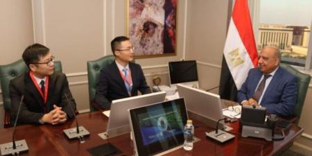 وزير
      الكهرباء
      والطاقة
      المتجددة
      يبحث
      سبل
      تعزيز
      التعاون
      مع
      شركة
      هواوي - الفجر سبورت