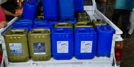 ضبط 32 جركن زيت محرك سيارات مجهولة المصدر بدمياط - الفجر سبورت