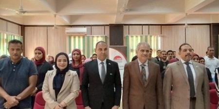 جامعة أسوان: تمكين الطلاب لاكتساب مهارات تتوافق مع متطلبات سوق العمل - الفجر سبورت