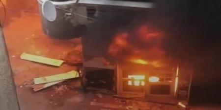 إخماد
      حريق
      اندلع
      داخل
      مخزن
      للمستلزمات
      الورقية
      بالمنيا - الفجر سبورت