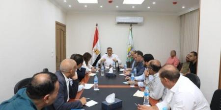 محافظ
      الجيزة:
      استعدادات
      مكثفة
      قبل
      ساعات
      من
      الافتتاح
      التاريخي
      للمتحف
      المصري
      الكبير - الفجر سبورت