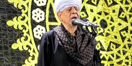 عميد المنشدين ياسين التهامي يُشعل الليلة الكبيرة لمولد الدسوقي| صور - الفجر سبورت