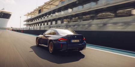 أسباب عدم استخدام BMW للمصابيح الأمامية الصفراء الفاخرة في سيارة M2 CS - الفجر سبورت