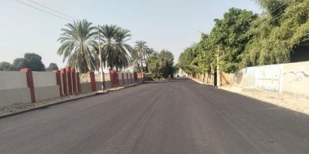 بطول 6 كيلومترات.. الانتهاء من رصف طريق جرجا العسيرات المنشاة - الفجر سبورت