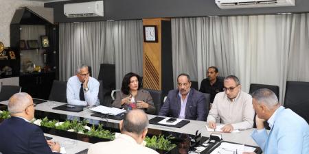 كمال يبحث مع وفد مشروع PWMP تعزيز خدمات مياه الشرب بأسوان.. صور الفجر سبورت