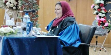 مناقشة رسالة دكتوراه بعنوان «مفهوم الزمن في المسرح الإنجليزي الحديث» بآداب كفر الشيخ - الفجر سبورت