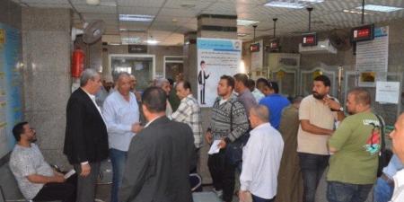 محافظ الغربية يتابع الخدمات الحكومية وأعمال النظافة وتطوير كورنيش كفر الزيات - الفجر سبورت