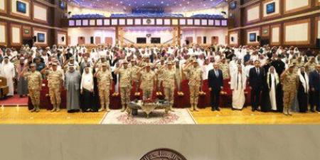 قيادة الجيش الثالث الميداني تستقبل عددًا من شيوخ وعواقل القبائل وأعضاء مجلسي النواب والشيوخ - الفجر سبورت