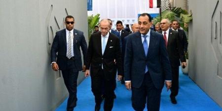 بعد افتتاحه.. رئيس الوزراء يتفقد مصنع المنصور لتصنيع فلاتر المركبات والفلاتر الصناعية - الفجر سبورت