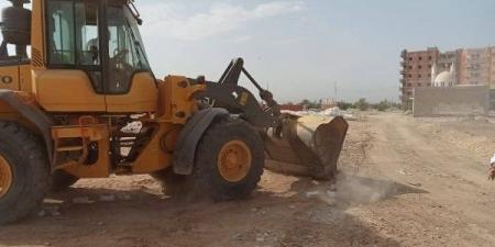 إزالة 20 تعديا على أراضى زراعية في مركز قنا - الفجر سبورت